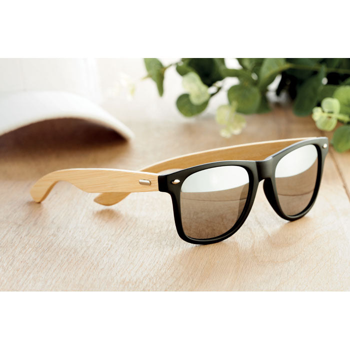 Sunglasses with Bamboo arms