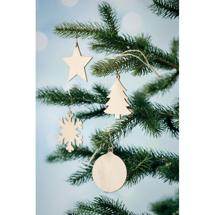Branded wooden star hanger, on the tree