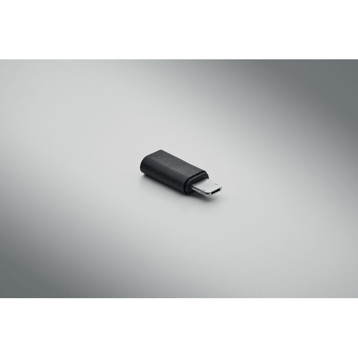 Branded 3-in-1 Charging Cable Set in use