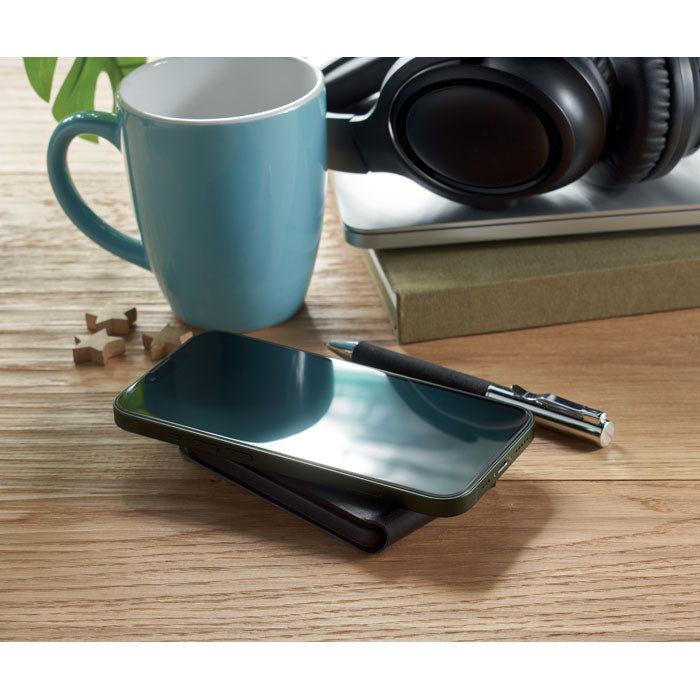 Magnetic Charging Stand