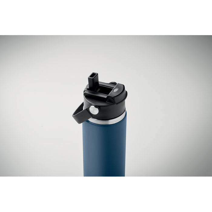 Branded vacuum bottle, in use