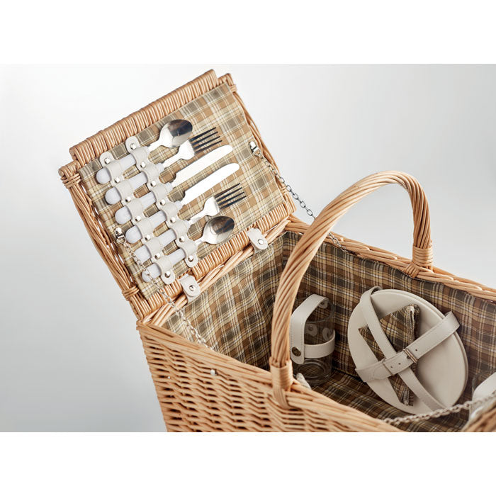 Branded Wicker Picnic Basket for 4 without branding