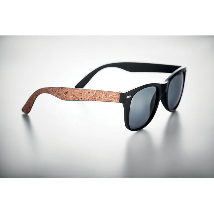 Sunglasses with cork arms