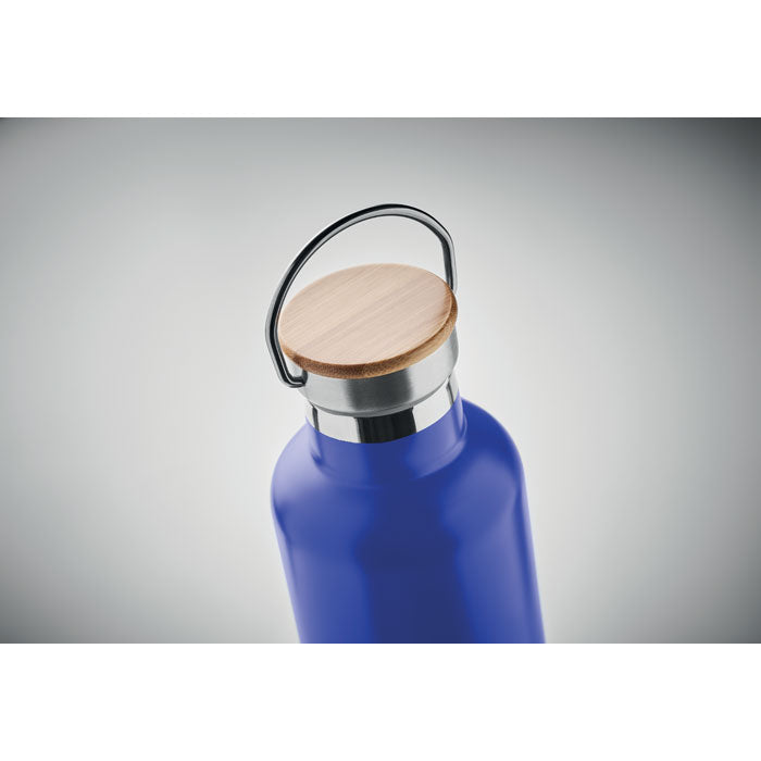Branded vacuum flask, detail