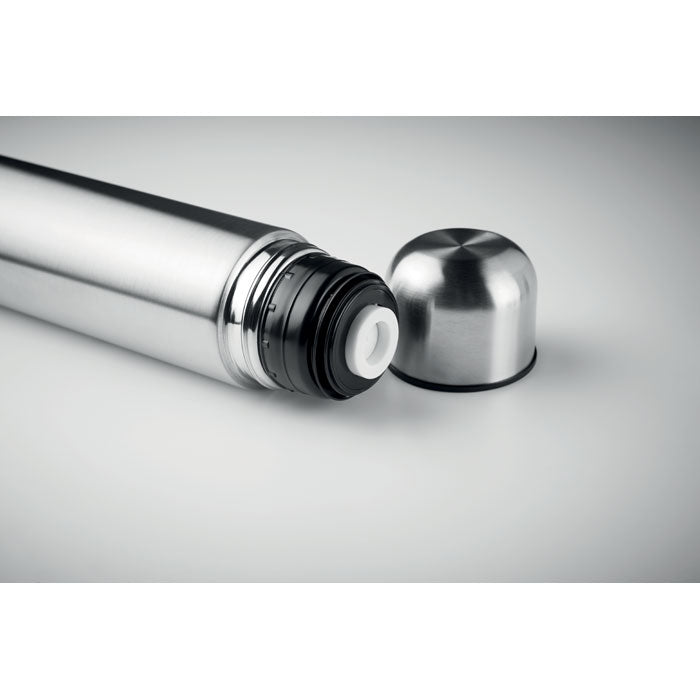 Branded Stainless Steel Vacuum Flask - 900ml without branding